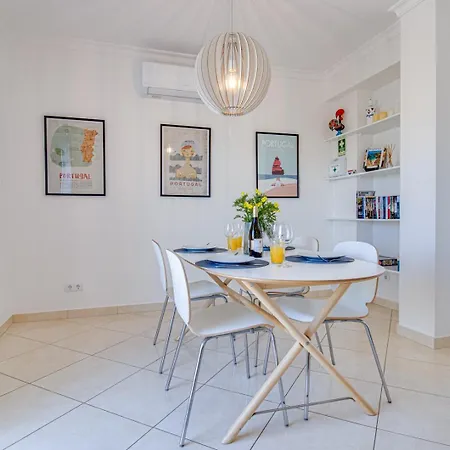 Old Town 2br 50m Ocean W/ Ac Wi-fi Parking Terrace * אלבופיירה