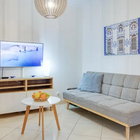 Old Town 2br 50m Ocean W/ Ac Wi-fi Parking Terrace Apartment *